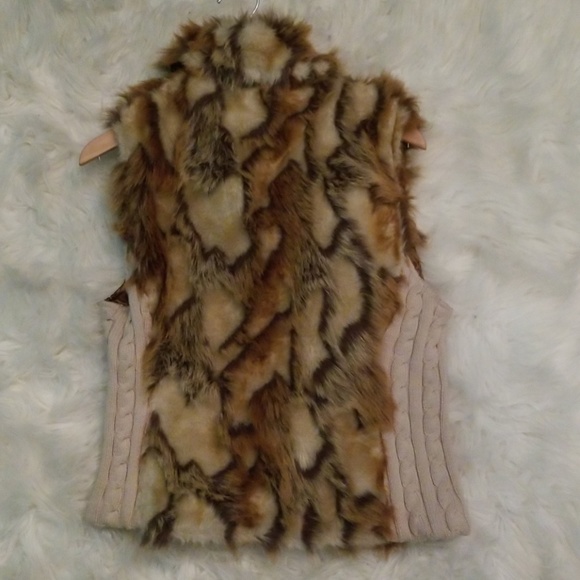 Guess Vest - Picture 4 of 4